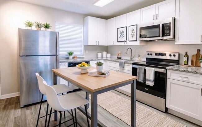 Foto del edificio - Modern Living at Westside Court