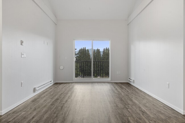 Photo du bâtiment - 46060-46060 Mellard Ave