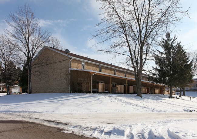 Building Photo - Issa Estates llc