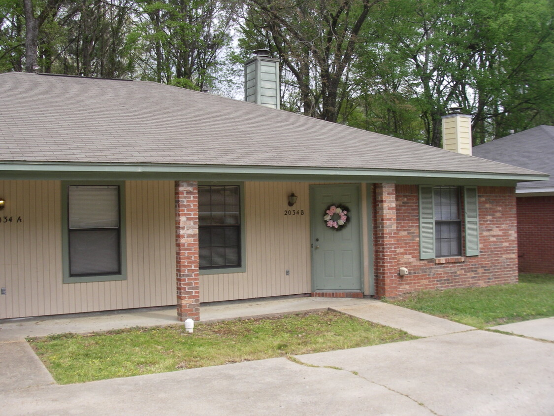 34 Cooperwell Dr Jackson Ms 394 Townhouse For Rent In Jackson Ms Apartments Com