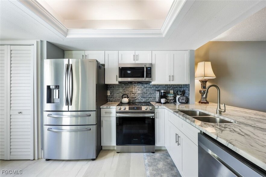 Foto principal - 15177 Parkside Dr