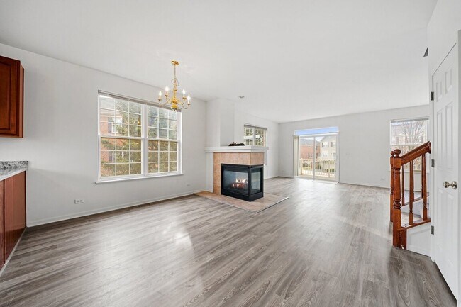 Foto del edificio - 760 Lambert Ln