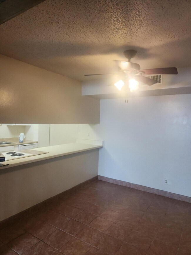 Foto del edificio - 3827 Montgomery Blvd NE