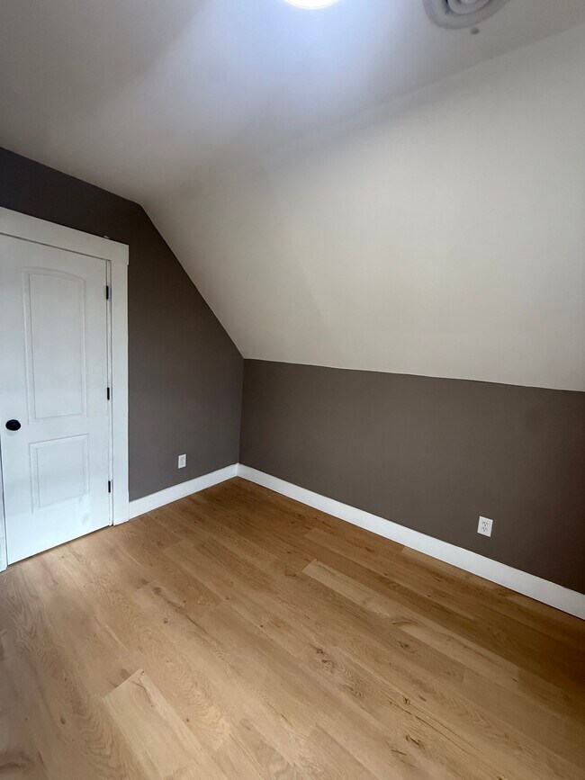 Foto del edificio - 2915 E 59th St