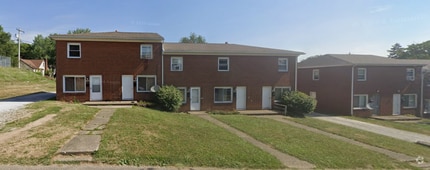 Building Photo - 1339 21st St NE