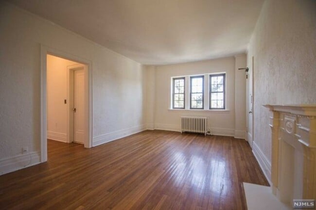 Building Photo - 20 Garber Square
