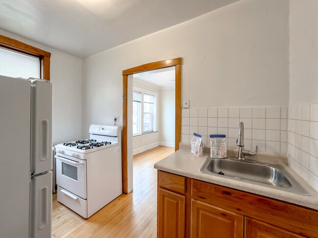 Foto del edificio - 4608 N Kildare Ave