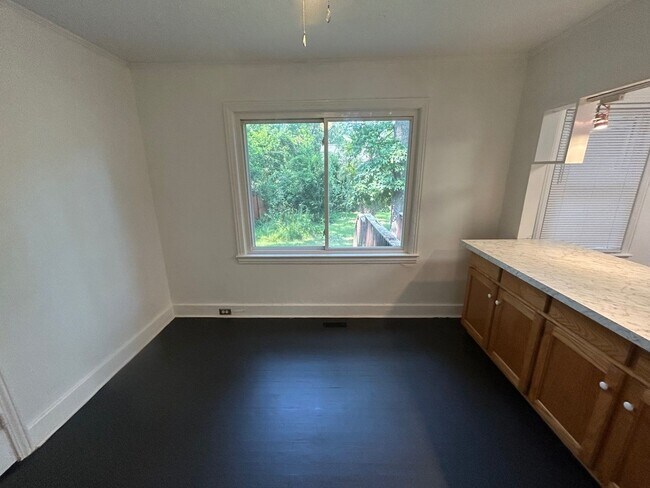 Building Photo - 244 Vallejo Cir