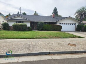 Building Photo - 1436 Cherrydale Dr
