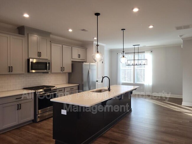 Building Photo - 1186 Buice Lake Pkwy