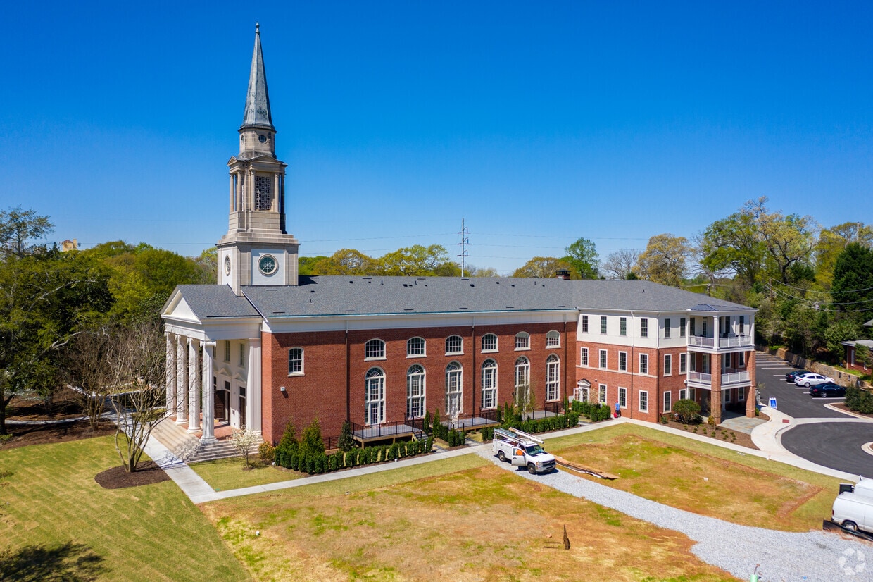 Primary Photo - 1200 Ponce