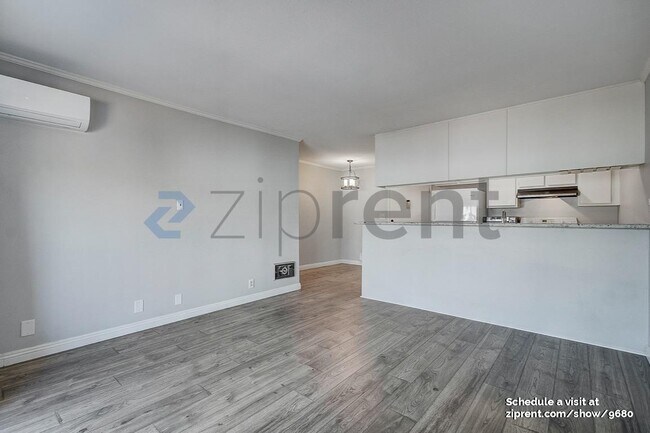 Foto del edificio - 363 Newport Ave