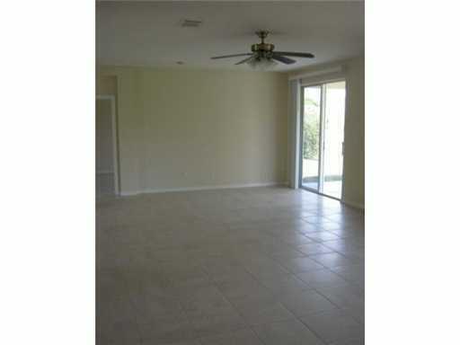 Foto del edificio - 8736 106th Ave