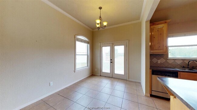 Foto del edificio - 2808 Horseback Dr