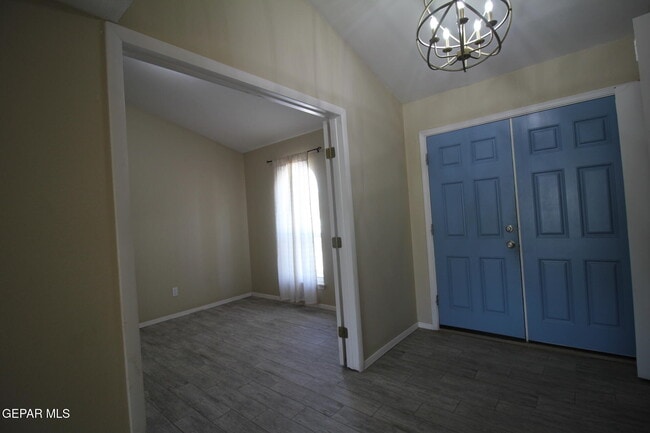 Building Photo - 351 Duanesburg St