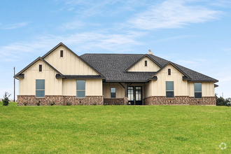 Building Photo - 1176 Paradise Pkwy