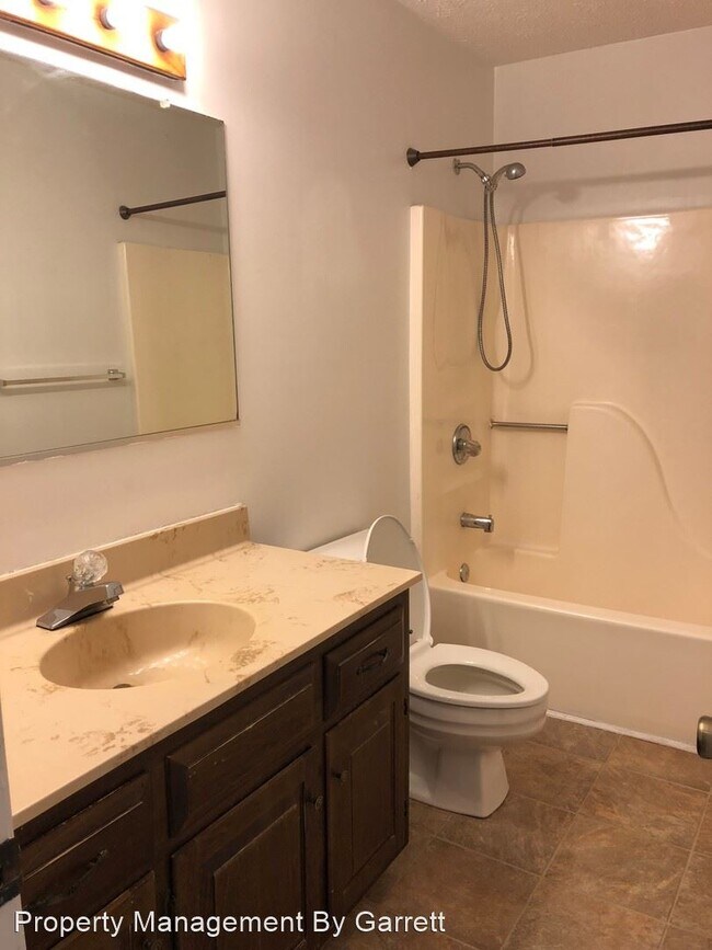 Foto del edificio - 4 br, 2.5 bath House - 11 Lake Walk Crossing