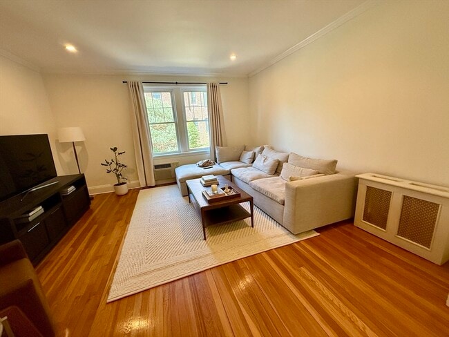 Foto del edificio - 311 Tappan St