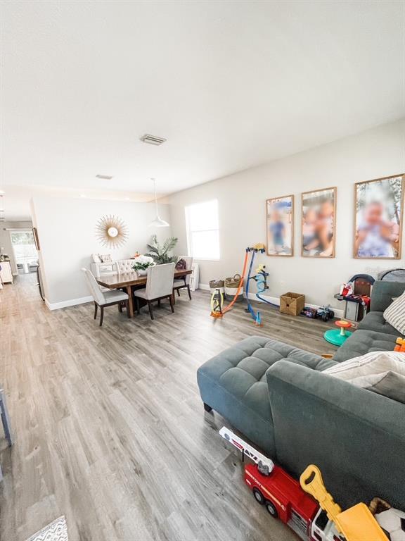 Foto del edificio - 5734 French Creek Ct