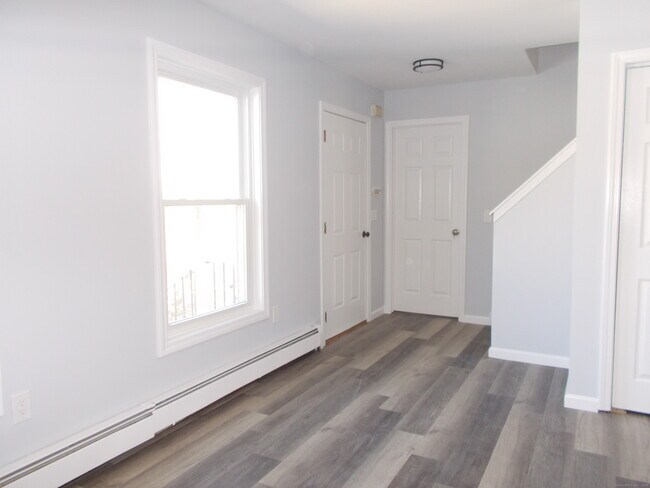 Foto del edificio - 288 Ginger Ln