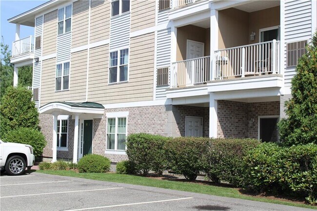 Foto del edificio - 200 Roger Williams Ave