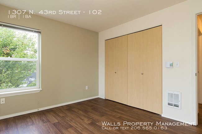 Building Photo - Pickering Place Apartments-102