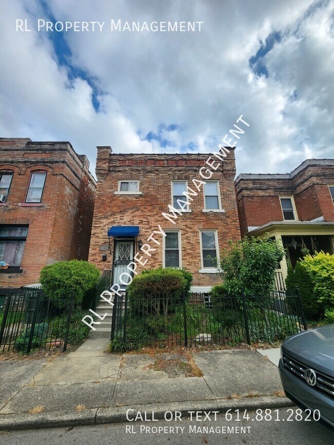Building Photo - Charming 3 Bedroom 1.5 Bathroom home in Ol...