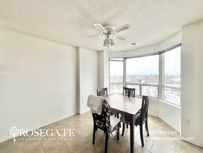 Building Photo - Spacious 2-Bedroom Condo with Walk-In Closet & Parking in London — Utilities Included