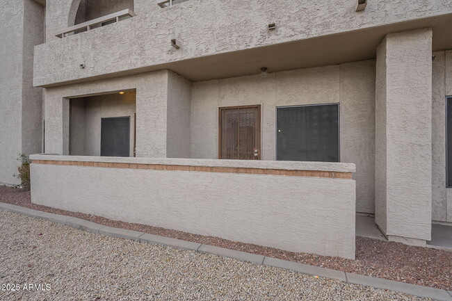 Building Photo - 11666 N 28th Dr