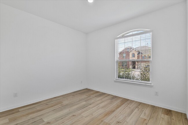 Foto del edificio - 1231 Sequoia Ln