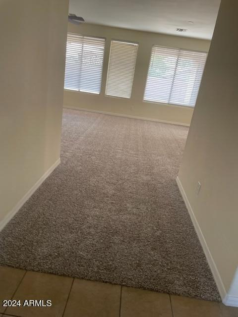 Building Photo - 489 E White Wing Dr