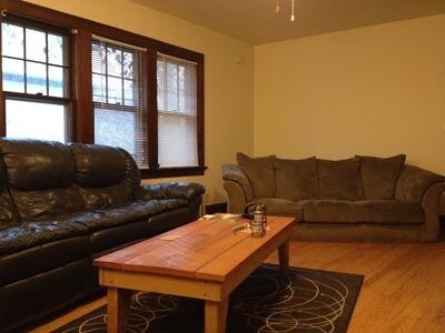 Building Photo - 919 Vilas Ave