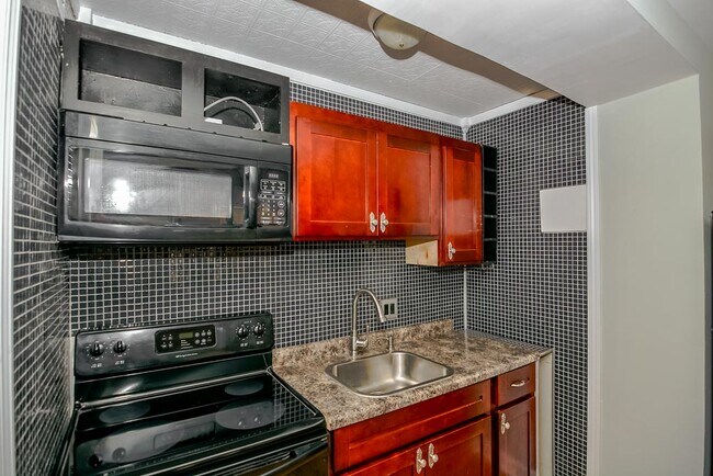 Foto del edificio - 442 W Wellington Ave