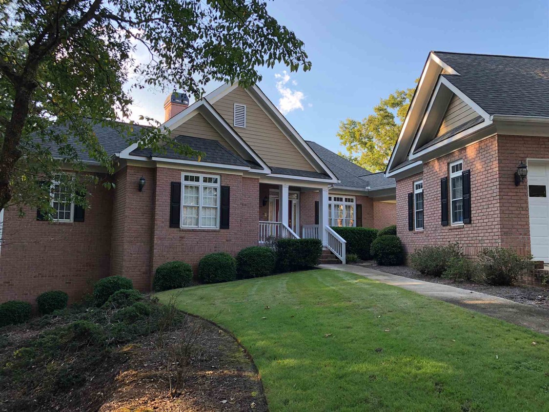 Primary Photo - 1520 Dogwood Dr