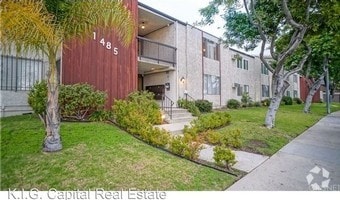 Primary Photo - 1485 E Wilson Ave