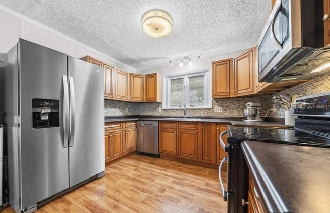 Foto del edificio - 7600 Teal Dr SW