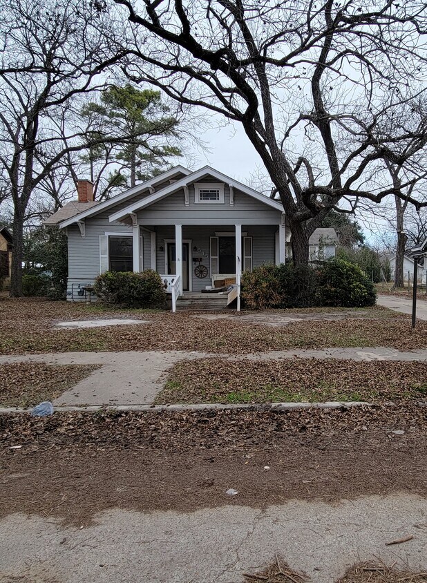 515 Chambers St, Marlin, TX 76661 House Rental in Marlin, TX