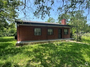 Building Photo - 763 Belvedere Dr