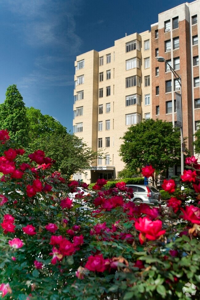 Building Photo - Sixteen Hundred Apartments