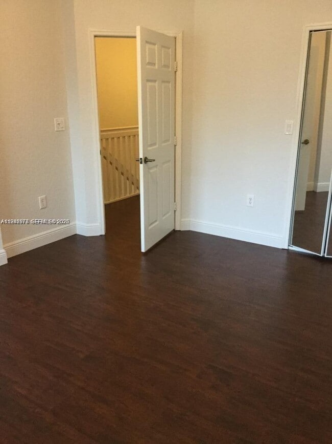 Foto del edificio - 10740 NW 83rd St