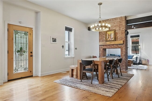 Building Photo - 3865 Howley St