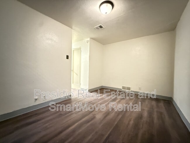 Building Photo - 1540 S State St