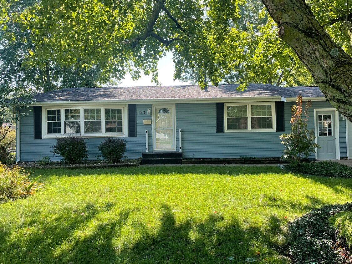 Primary Photo - 2619 31st Street Ct
