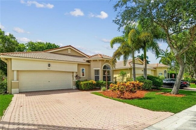 Building Photo - 5851 NW 119th Dr
