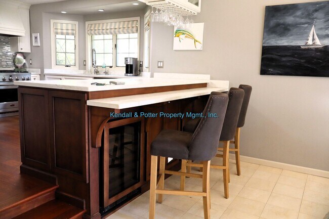 Foto del edificio - Furnished Yacht Harbor Retreat