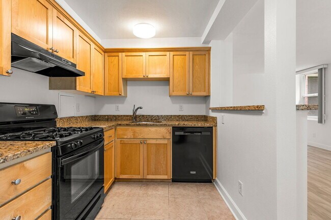 Photo - 1205 Southwest Cardinell Drive Apartment