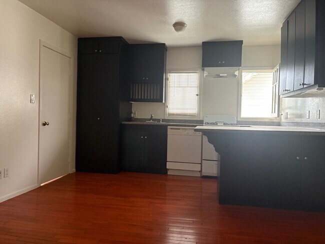 Cocina - 1529 5th Ave