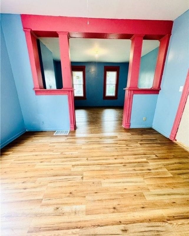 Building Photo - 285 Winslow Ave