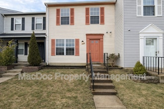 Building Photo - 3639 McDowell Ct