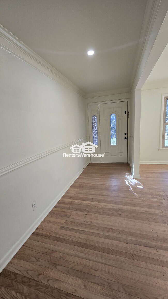 Foto del edificio - 3582 Cloudland Dr